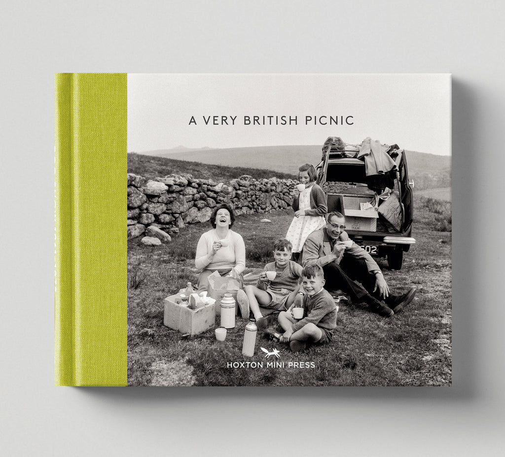 A Very British Picnic (Book 11: Vintage Britain)