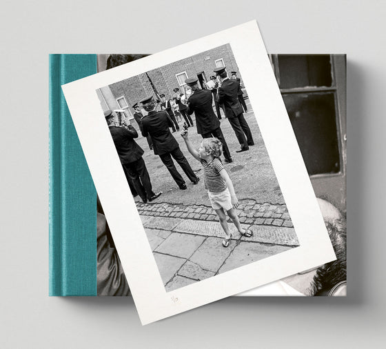 Limited edition print (D) + signed book: 'Hackney Archive'